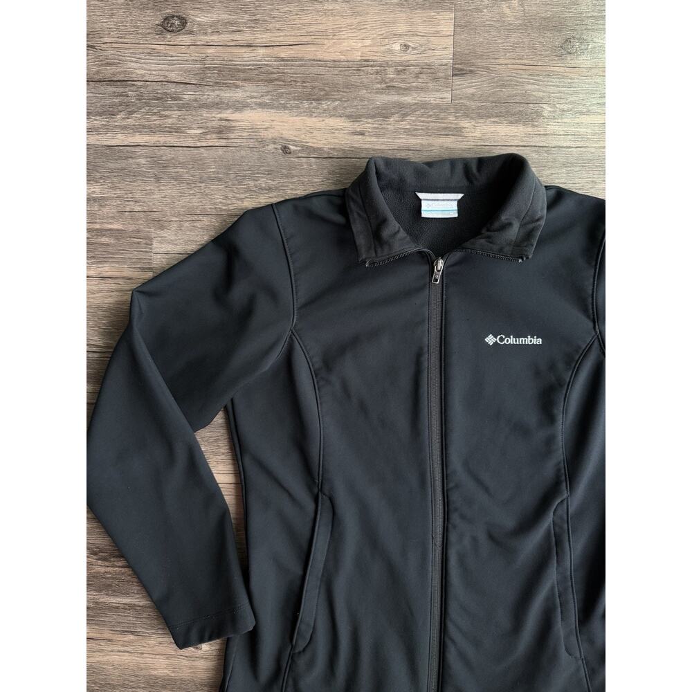 Columbia Women's Kruser Ridge Softshell Jacket - Black - Size Medium Omni Shield